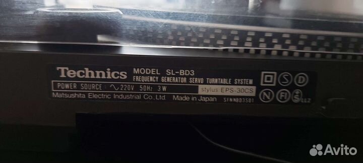 Проигрыватель пластинок Technics SL-BD3