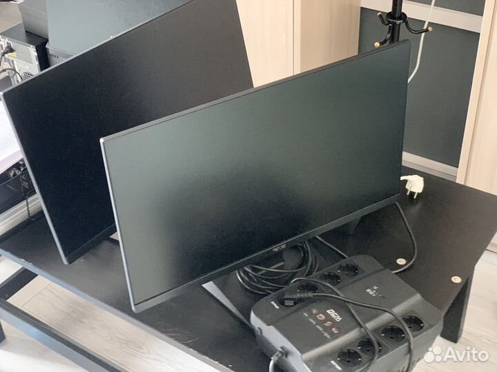 Источники бесперебойного питания Powercom