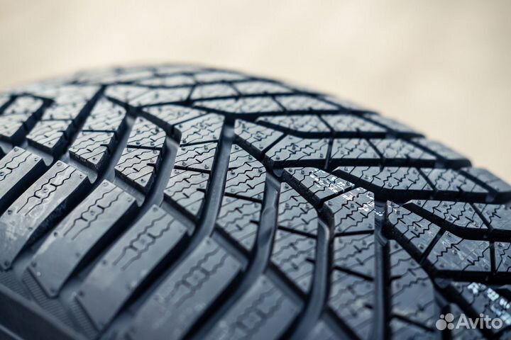 Yokohama W.Drive V905 265/40 R21 105V