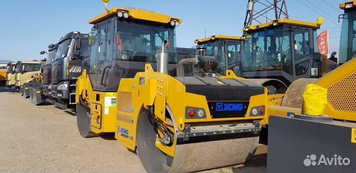 Дорожный каток XCMG XD83, 2023