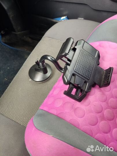 Держатель для телефона в машину