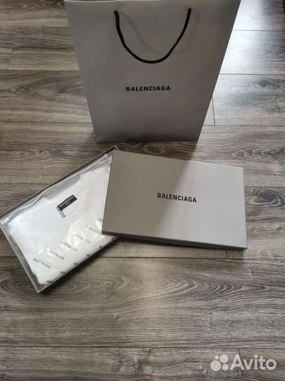 Balenciaga футболка