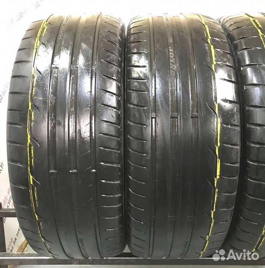 Dunlop Sport Maxx RT 235/55 R17 99V