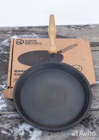 Чугунная сковорода блинная 22 и 24см