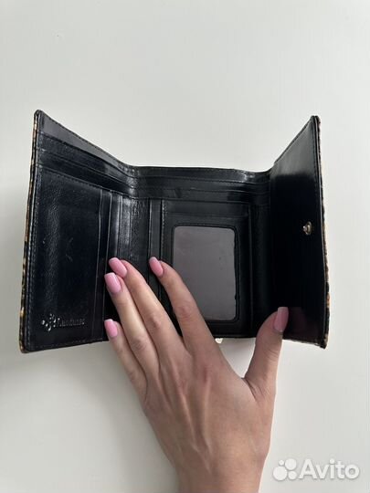 Женские кошельки из кожи