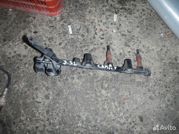 Рейка топливная (рампа) для Toyota Camry V40