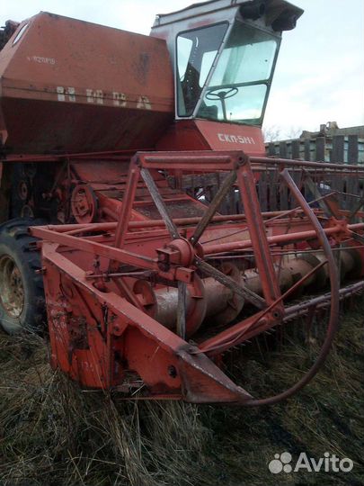 Нива комбайн