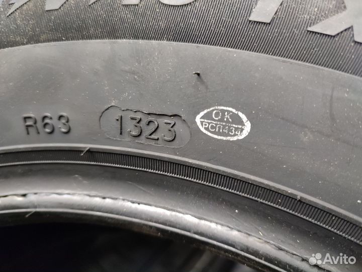 Tracmax X-Privilo TX5 215/55 R16 97W