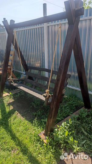 Садовые качели новые