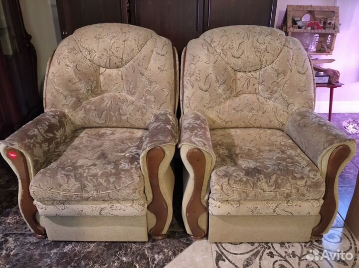 Диван и 2 кресла