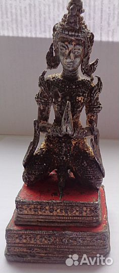 Фигурка Будды