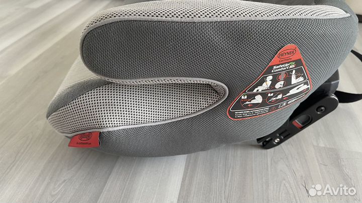 Бустер группа 2/3 (15-36 кг) Heyner SafeUp XL Fix