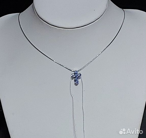 Золотой кулон с танзанитами на цепочке