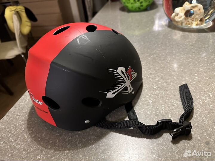 Детский шлем защитный для роликов