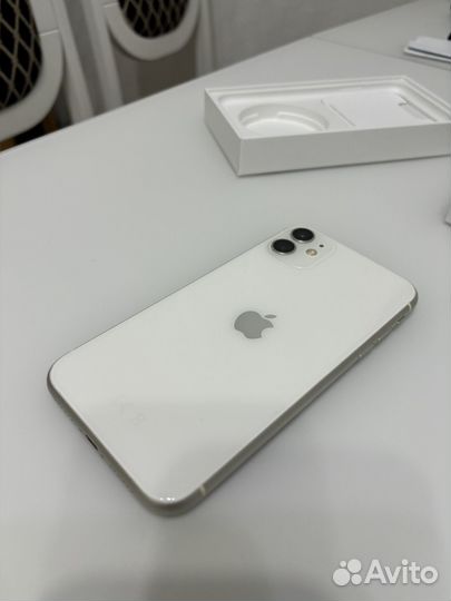 iPhone 11, 128 ГБ