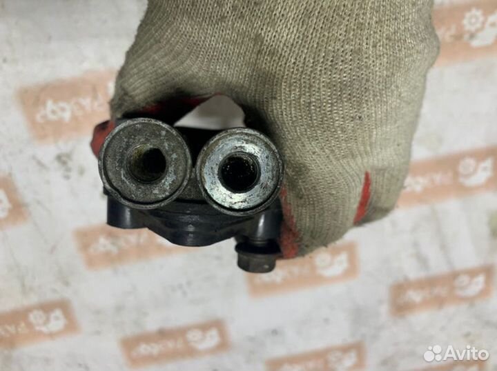 Кран уровня пола кабины Man F2000 D2876LF02 1998