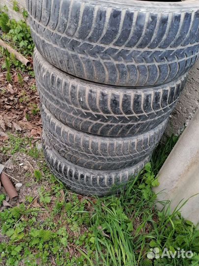 Bridgestone B500Si 235/55 R18 30