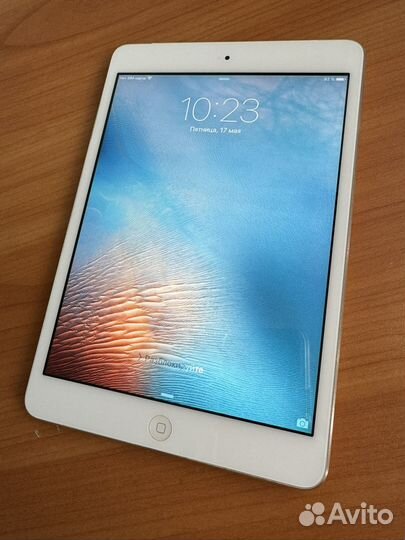 Планшет Apple iPad mini 64Gb Wi-Fi