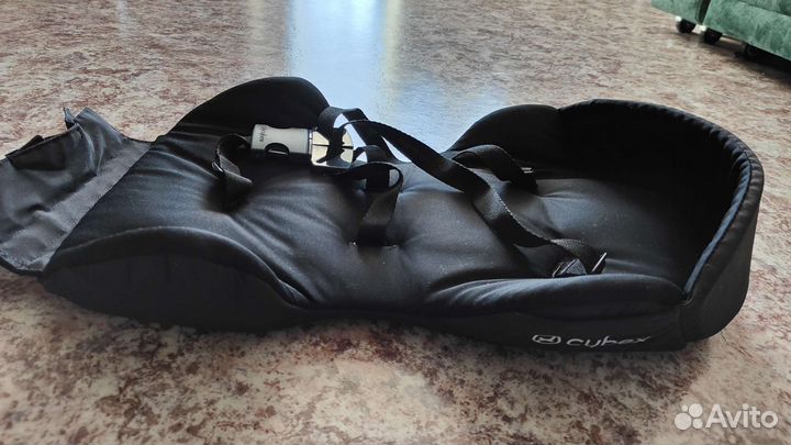 Слинг Cybex (переноска-кенгуру) First.Go