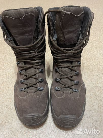 Берцы Lowa демисезонные