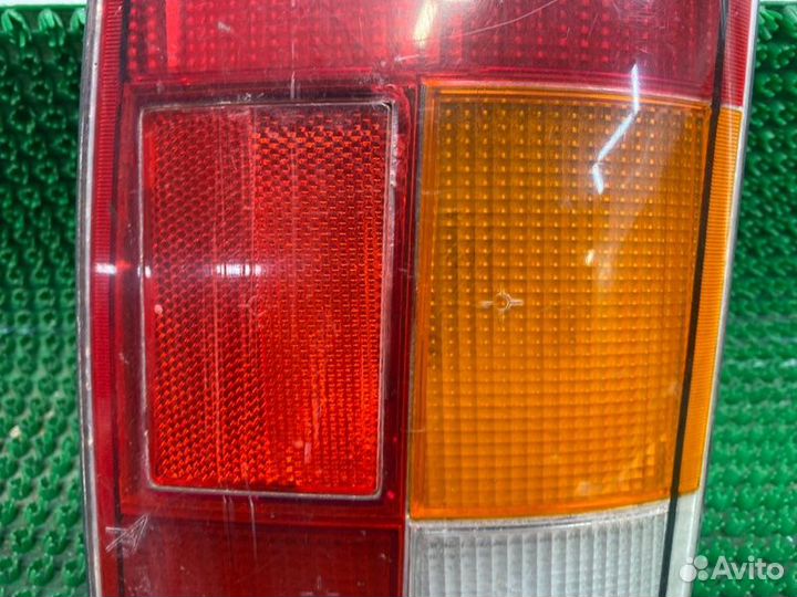 Фонарь задний правый Лада Нива 2121 1998