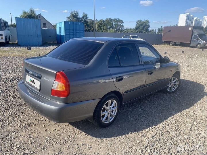 Hyundai Accent, 2008