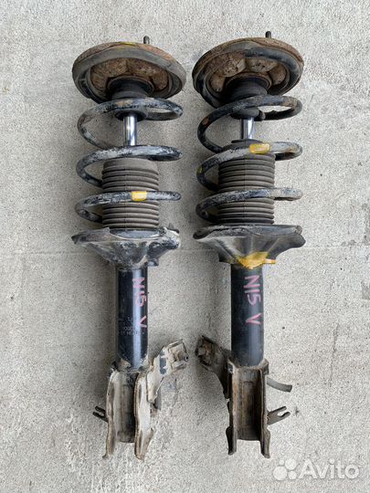 Амортизатор передний Nissan Almera N15