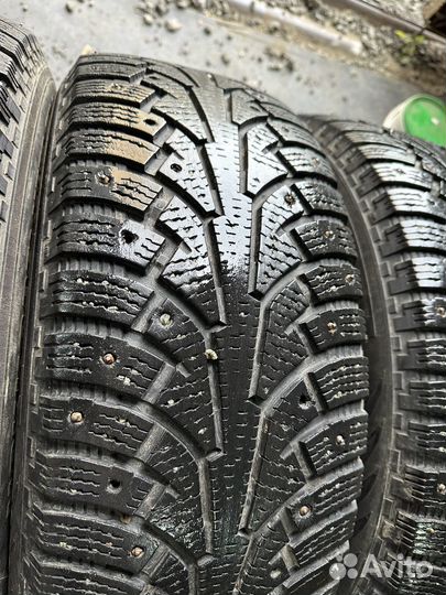 Nokian Tyres Hakkapeliitta 5 235/65 R17