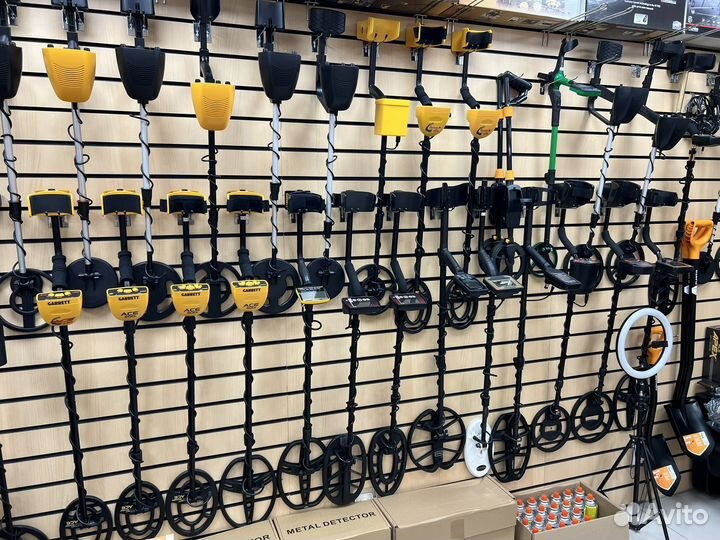 Металлоискатель Boolatek Новый + Кроны9в +Наушники