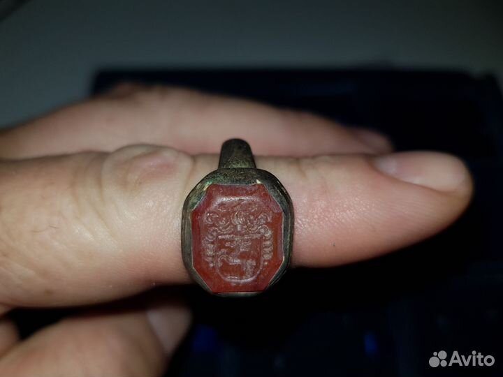 Старинный перстень