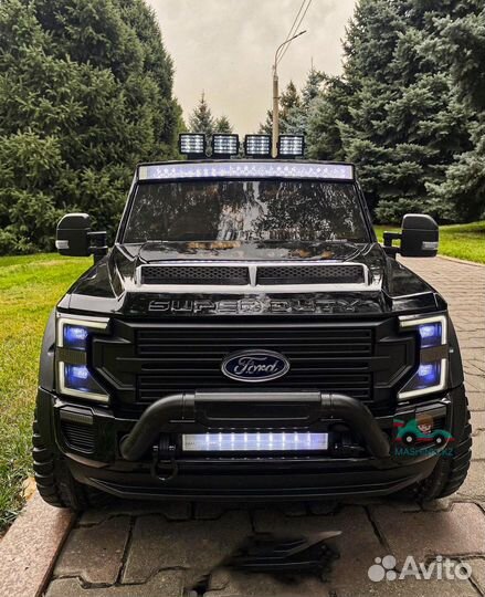 Детский электромобиль новый