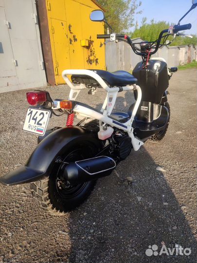 Скутер Honda Zoomer