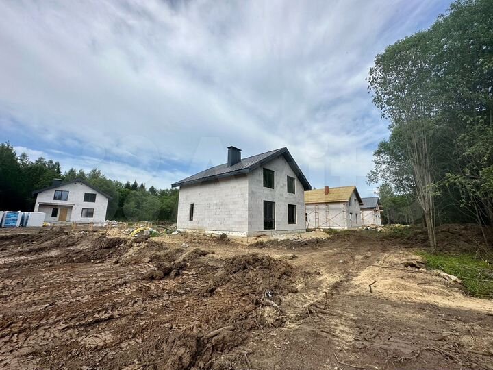 Коттедж 143 м² на участке 10 сот.