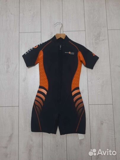 Гидрокостюм мужской, шлем, перчатки