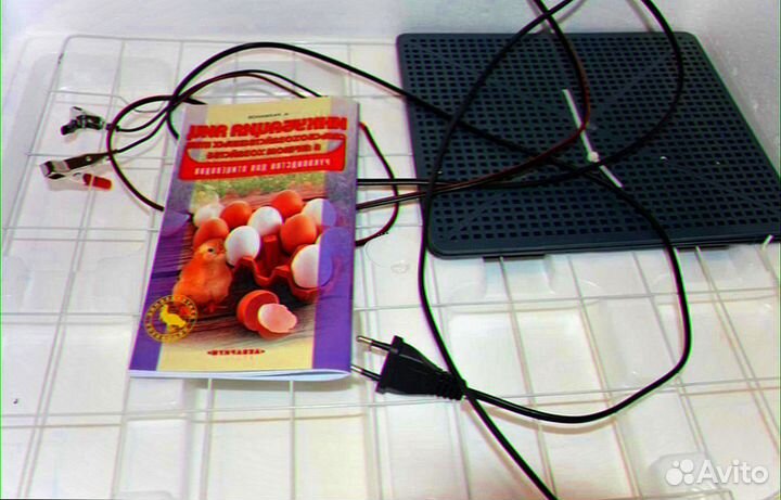 Инкубатор для яиц автоматический