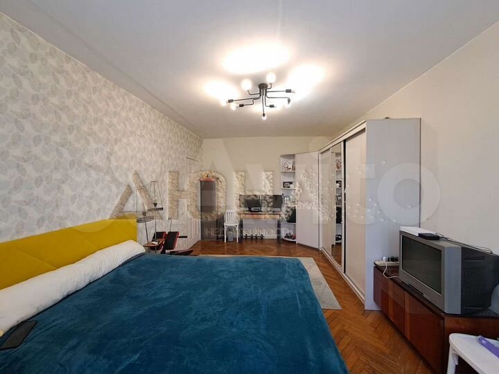 2-к. квартира, 61,1 м², 5/5 эт.