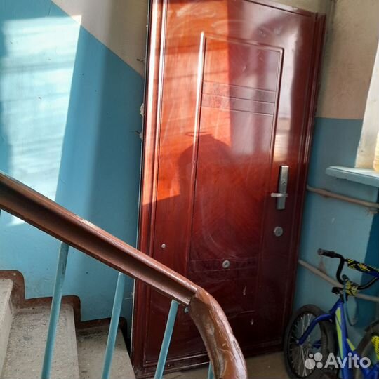 Дверь входная железная бу