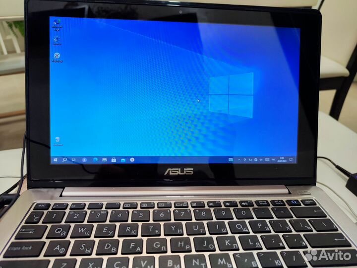 Ноутбук с сенсорным экраном Asus S200E
