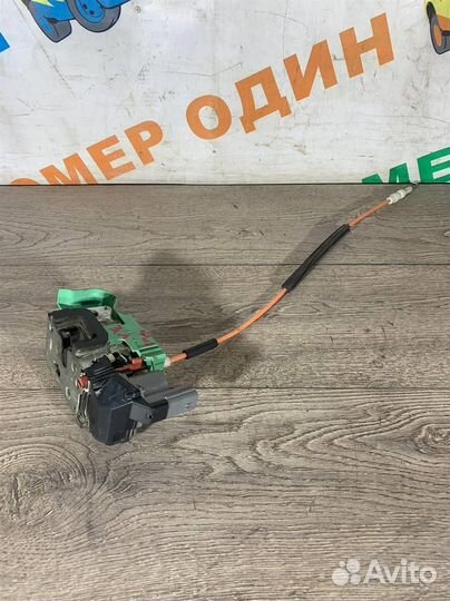 Замок двери задней левой Fiat-Фиат Linea 2007-2015