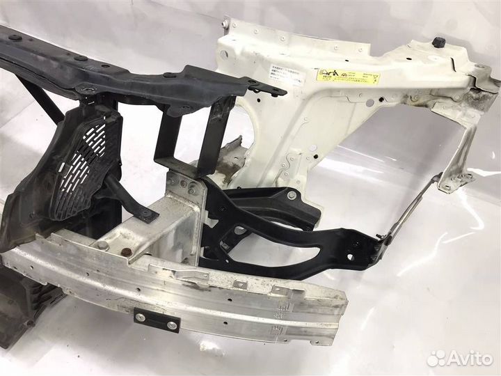 Рамка радиатора BMW 5-Series/M5