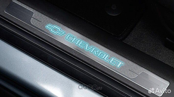 Накладки на пороги Круз с подсветкой. Новый. Ориги