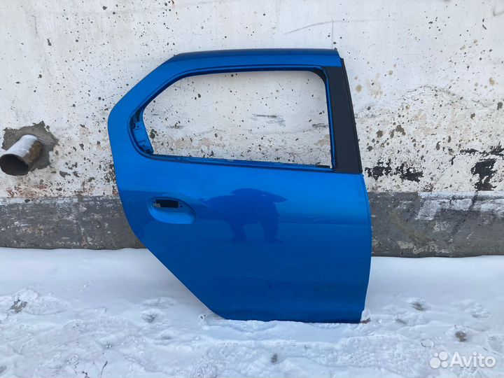 Дверь renault logan 2