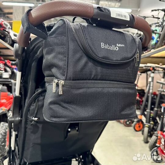 Прогулочная коляска новая