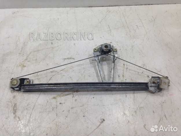 Стеклоподъемник механический задний левый