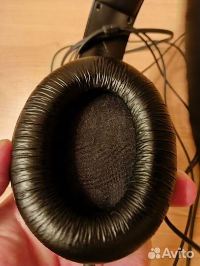 Наушники