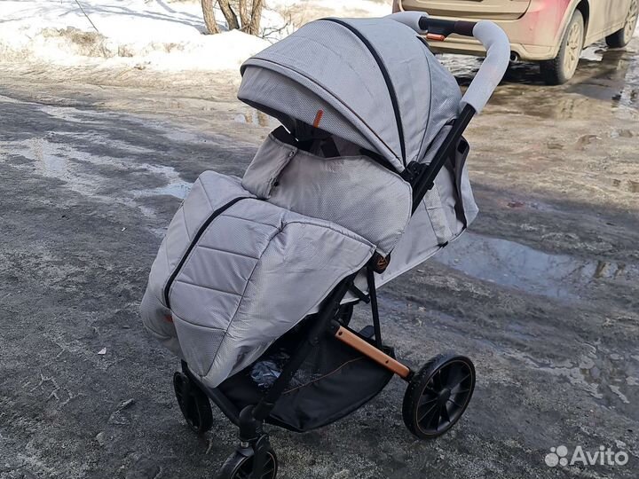 Прогулочная коляска Luxmom Н2