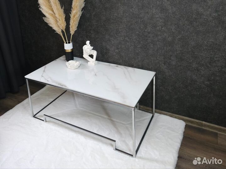 Журнальный столик