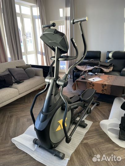 Эллиптический тренажер Spirit xe326 black edition