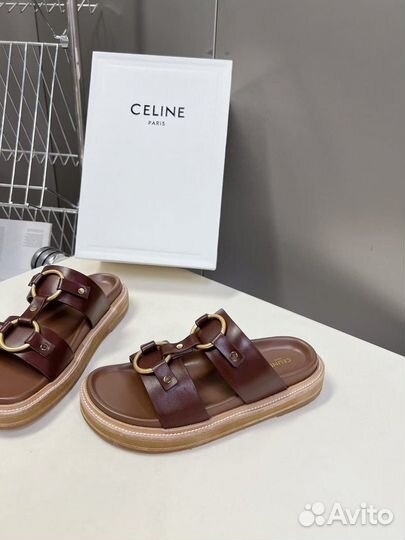 Шлёпанцы Celine