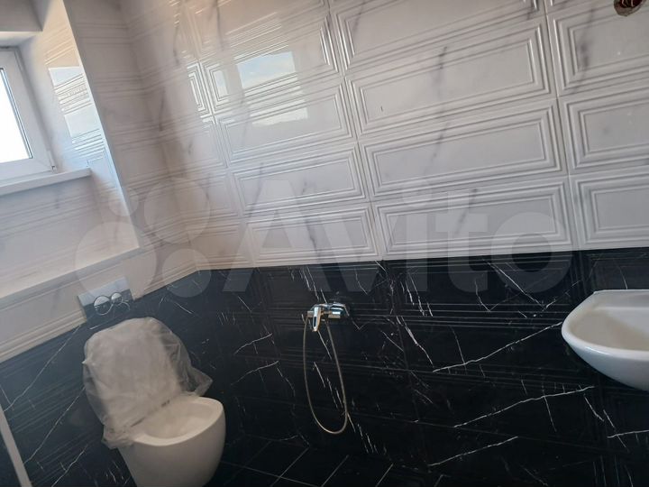 Коттедж 190 м² на участке 15 сот.